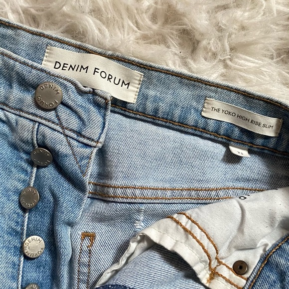 Denim Forum | Yoko High Rise Slim Cutoffs - Picture 2 of 7
